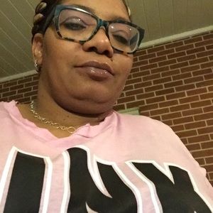 Meet your Posher, Rochelle